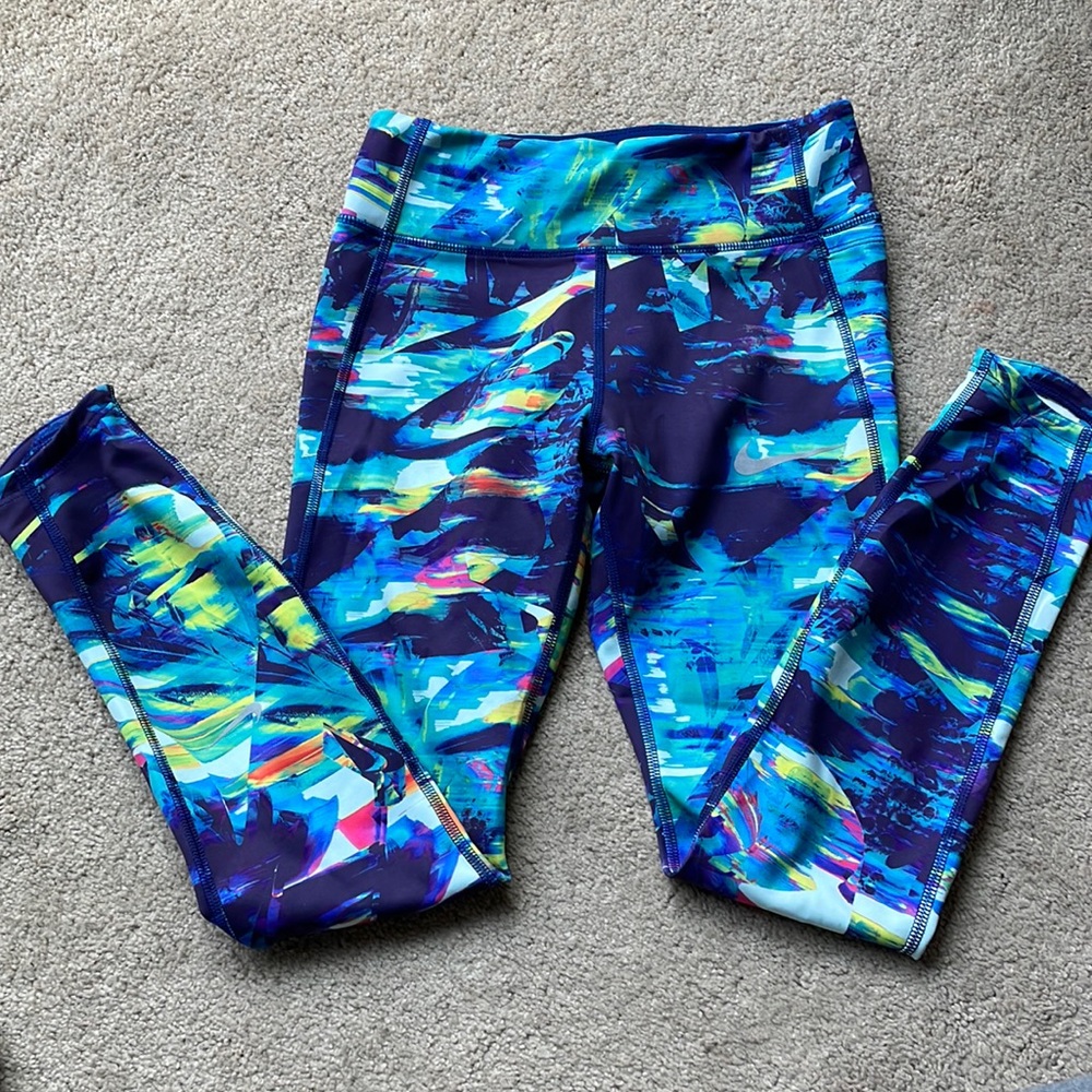 Nike Dri-Fit workout leggings